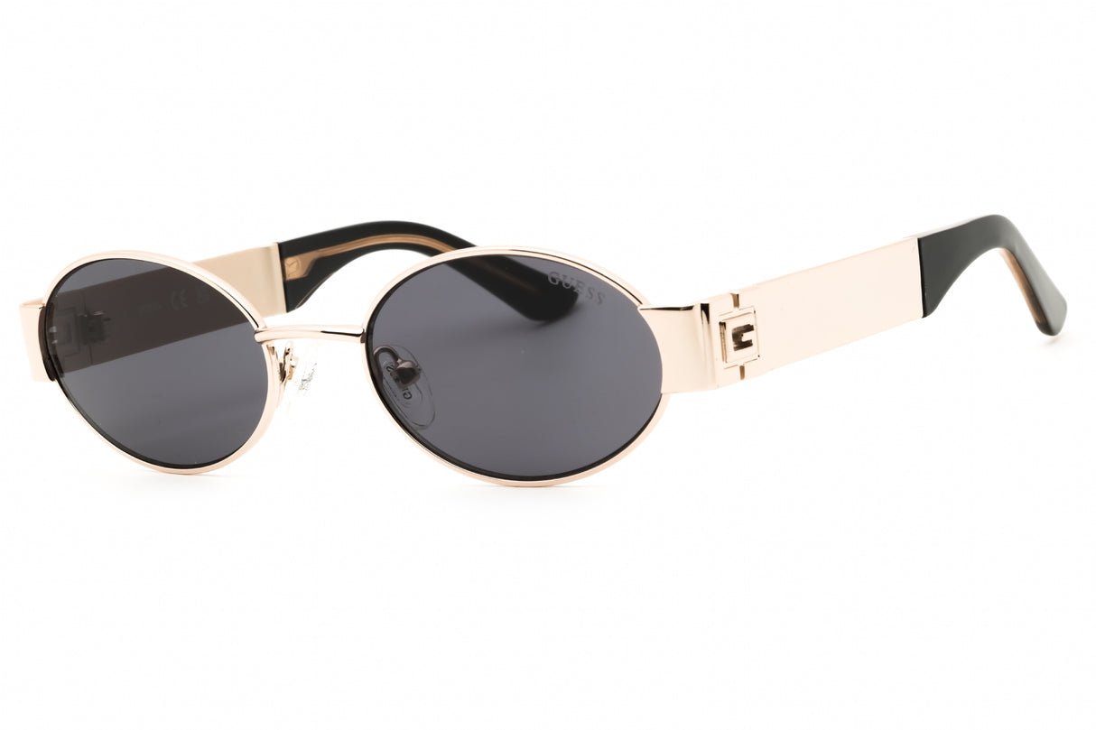 GUESS GU00262 sunglasses in Gold / Smoke — view 1